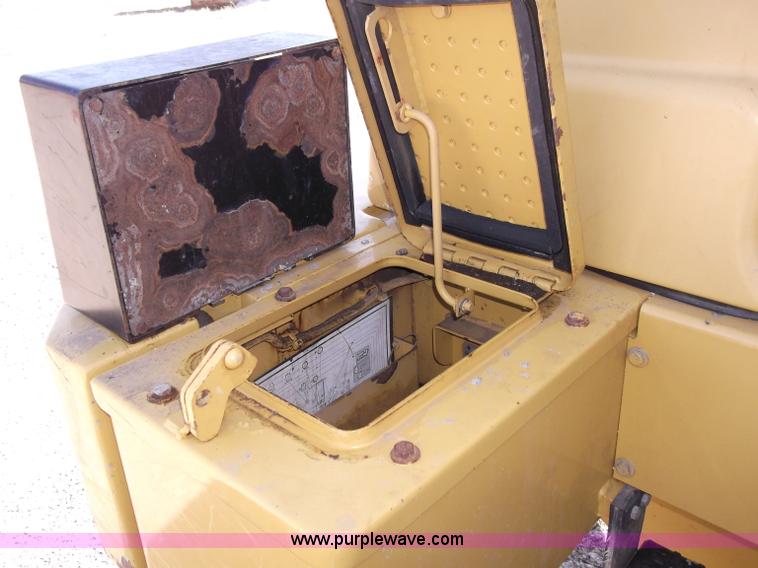 image for item B5037 2005 Caterpillar 938G wheel loader