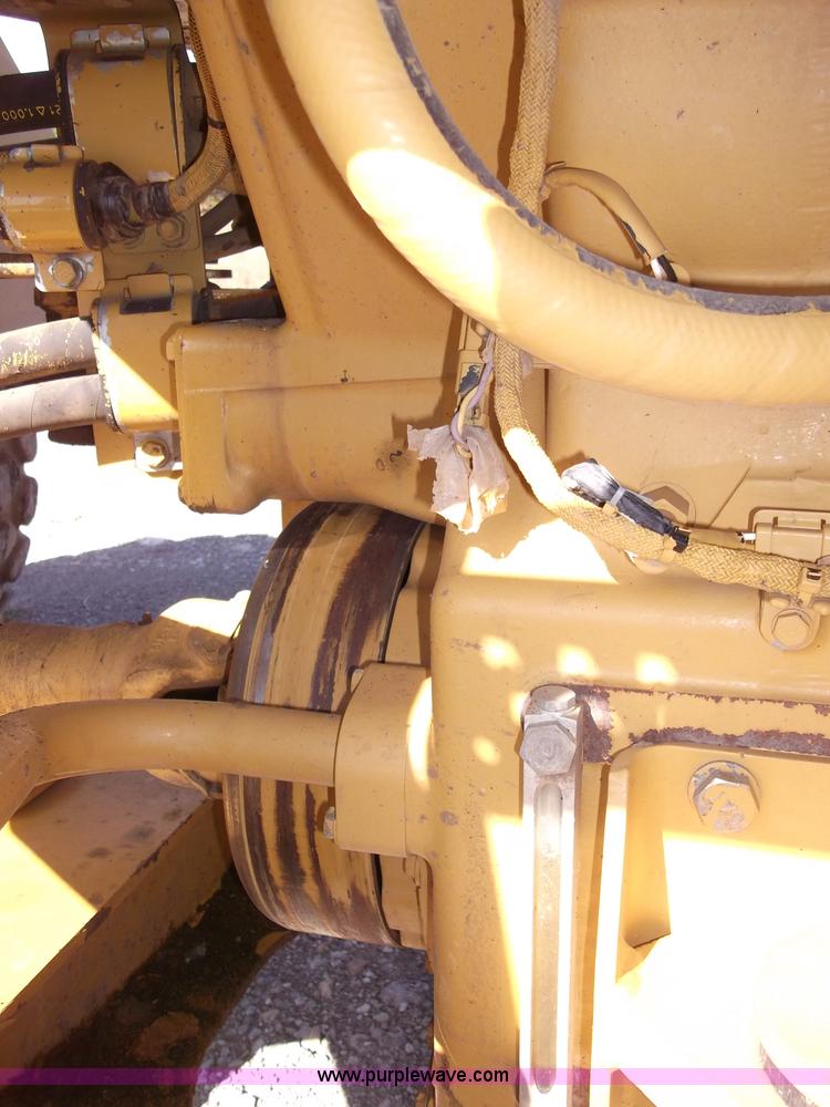 image for item B5037 2005 Caterpillar 938G wheel loader