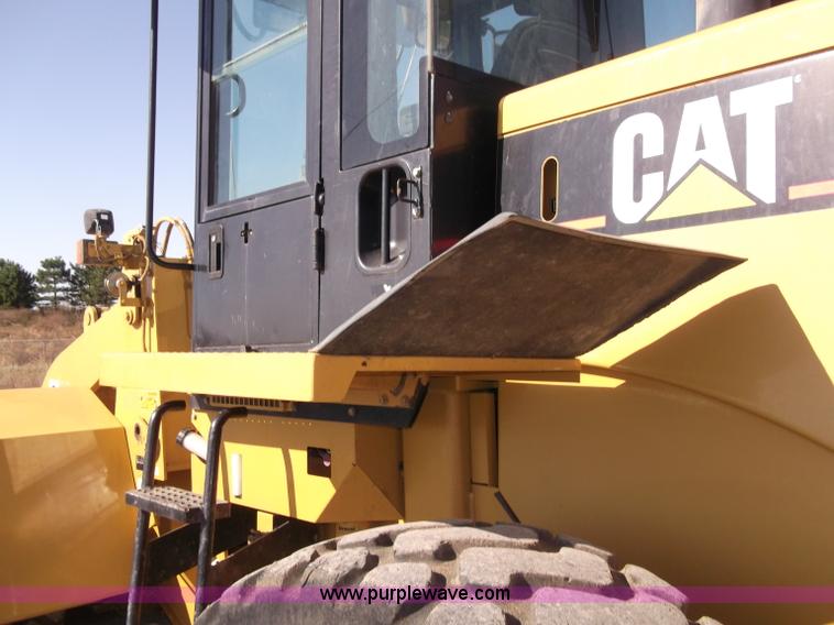 image for item B5037 2005 Caterpillar 938G wheel loader