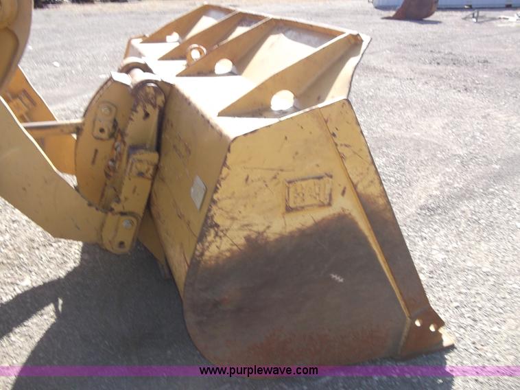 image for item B5037 2005 Caterpillar 938G wheel loader