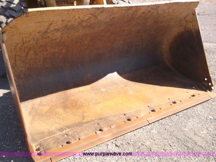 image for item B5037 2005 Caterpillar 938G wheel loader