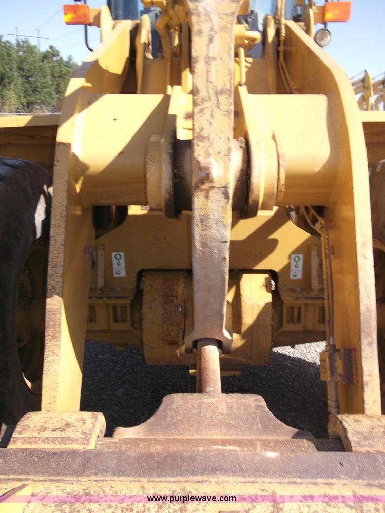 image for item B5037 2005 Caterpillar 938G wheel loader