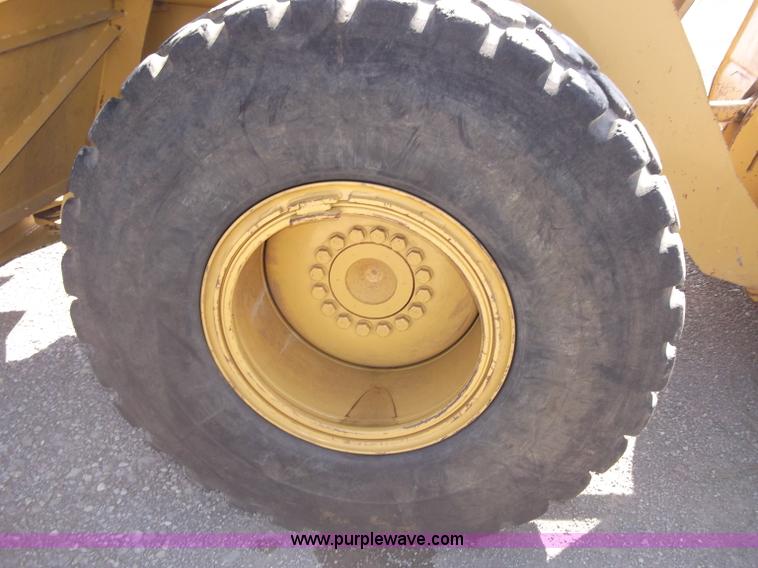image for item B5037 2005 Caterpillar 938G wheel loader