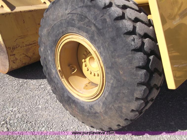 image for item B5037 2005 Caterpillar 938G wheel loader