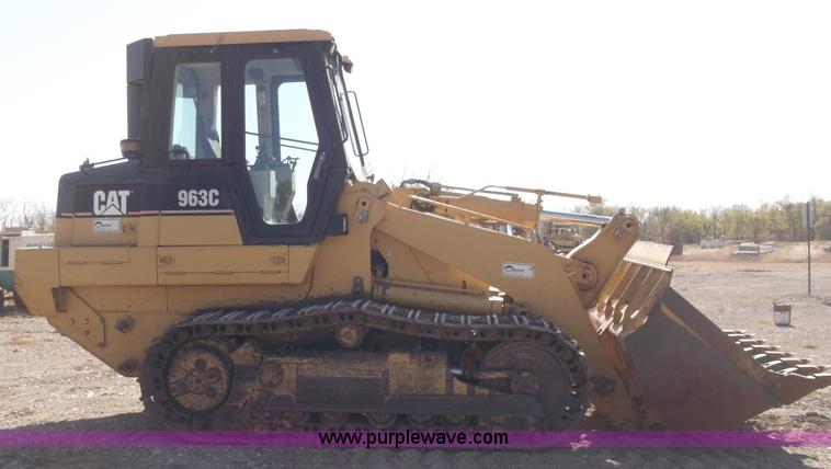 image for item B5038 2001 Caterpillar 963C track loader