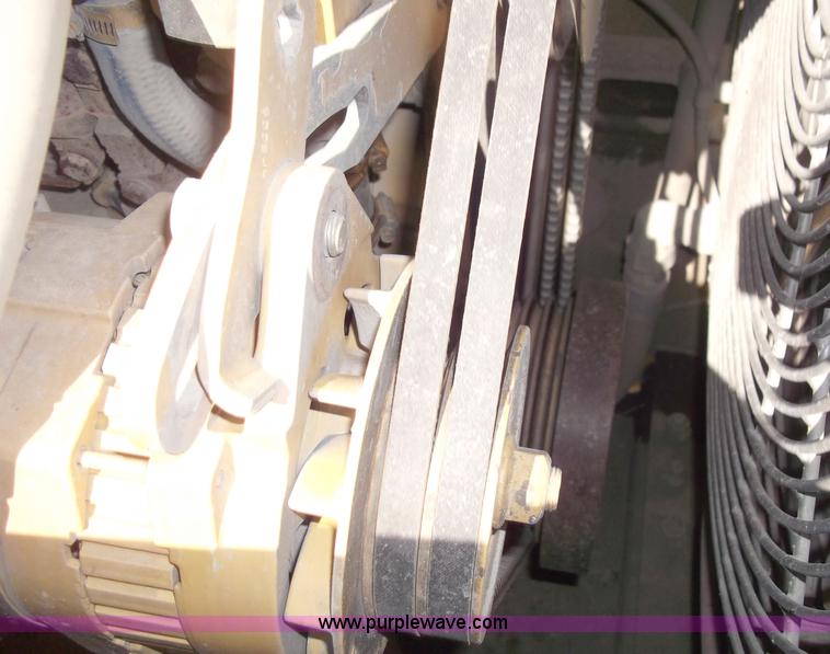 image for item B5038 2001 Caterpillar 963C track loader