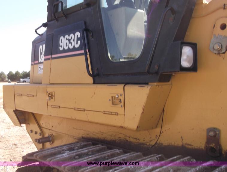image for item B5038 2001 Caterpillar 963C track loader