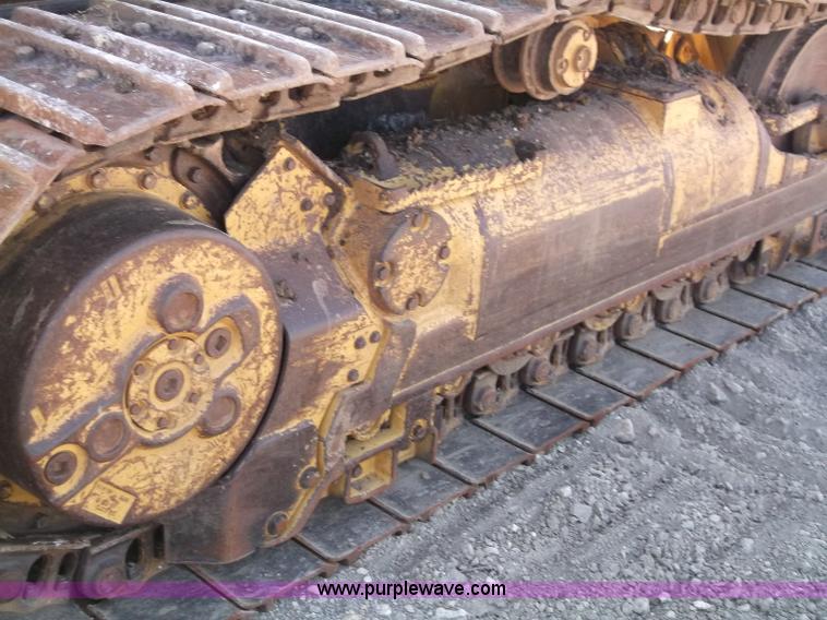 image for item B5038 2001 Caterpillar 963C track loader