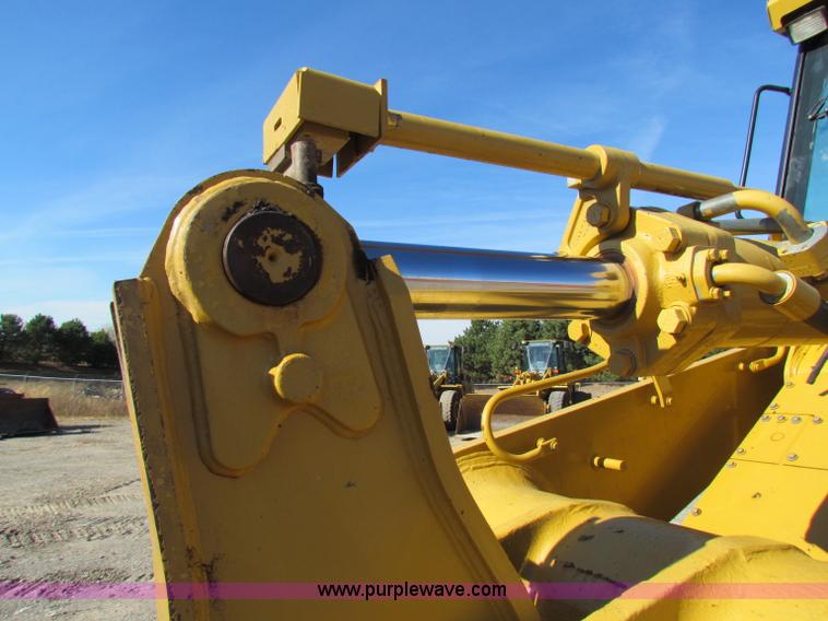 image for item B5039 2005 Caterpillar 963C track loader