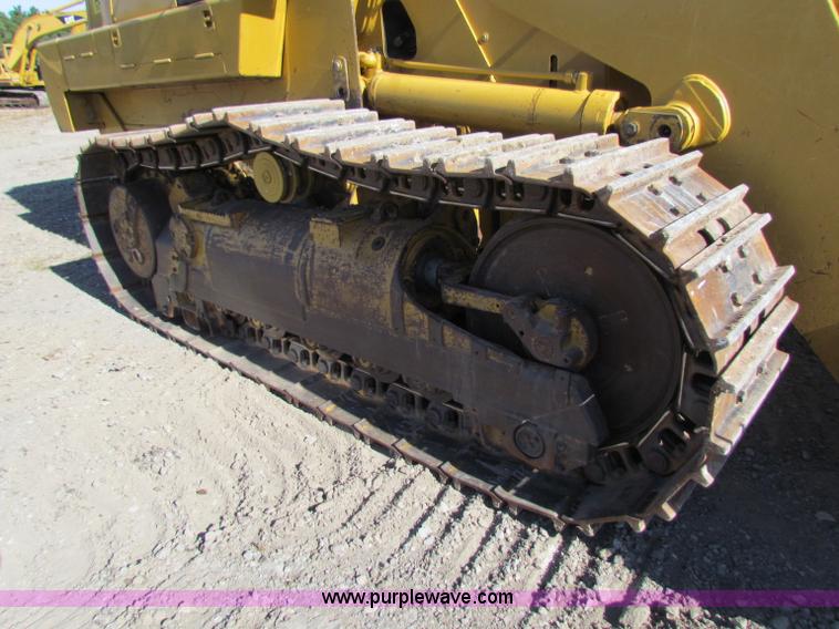 image for item B5039 2005 Caterpillar 963C track loader