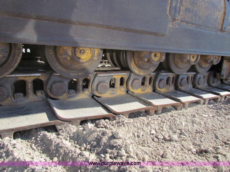 image for item B5039 2005 Caterpillar 963C track loader