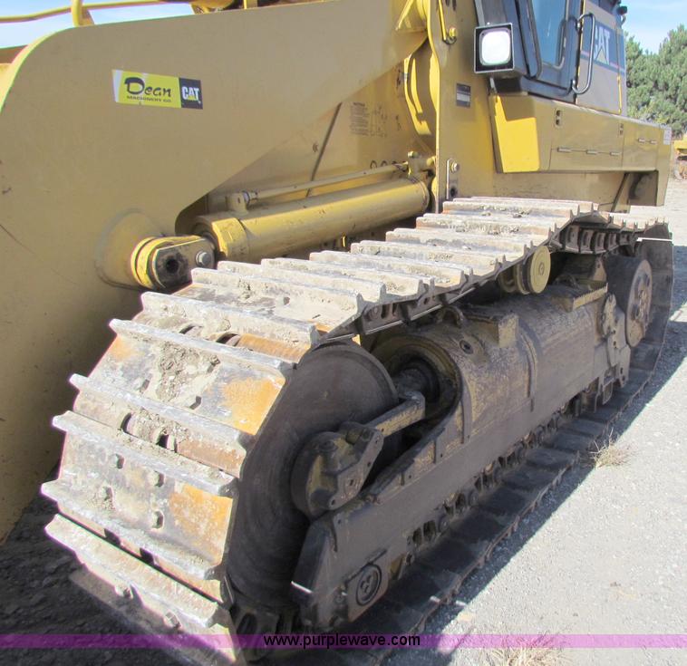 image for item B5039 2005 Caterpillar 963C track loader