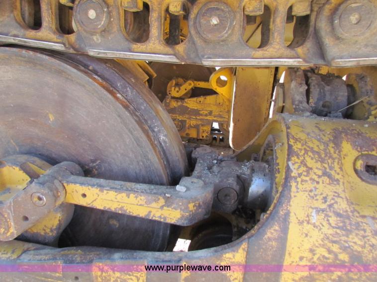 image for item B5039 2005 Caterpillar 963C track loader