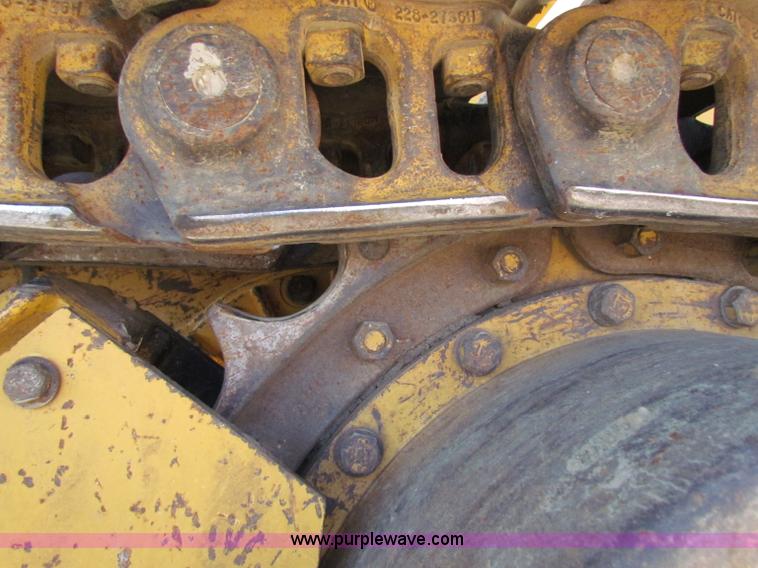 image for item B5039 2005 Caterpillar 963C track loader