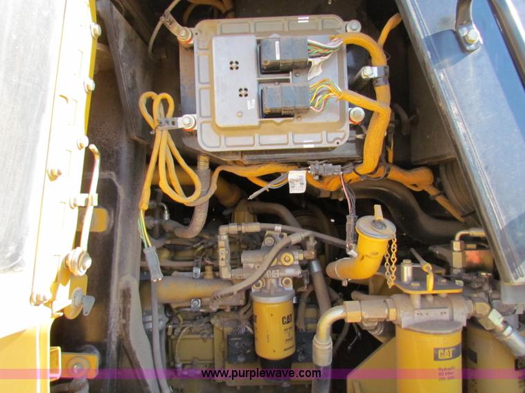 image for item B5039 2005 Caterpillar 963C track loader