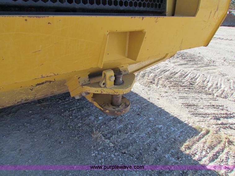 image for item B5039 2005 Caterpillar 963C track loader