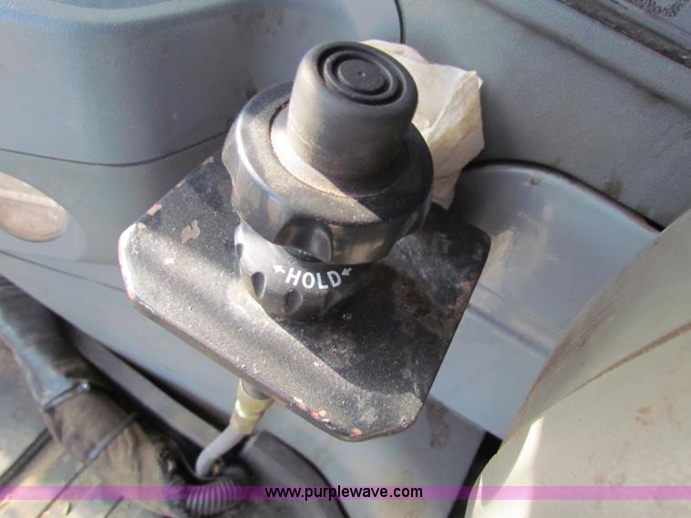 image for item B5040 1998 Hitachi EX200LC5 excavator