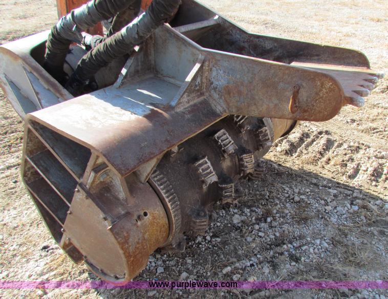 image for item B5040 1998 Hitachi EX200LC5 excavator