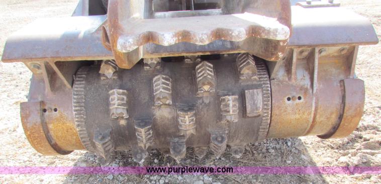 image for item B5040 1998 Hitachi EX200LC5 excavator
