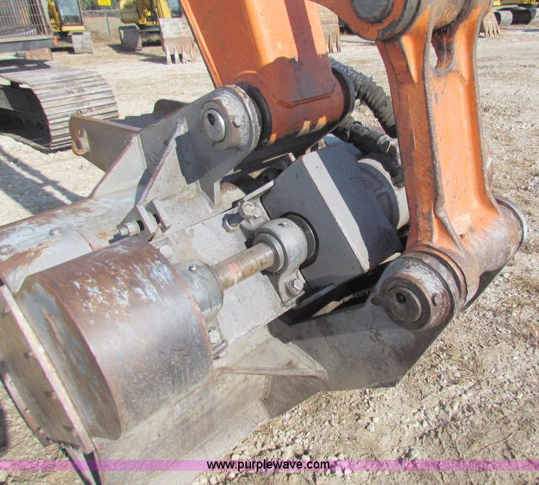 image for item B5040 1998 Hitachi EX200LC5 excavator