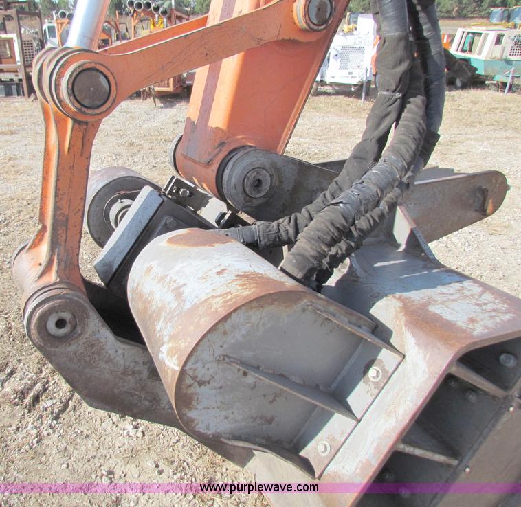 image for item B5040 1998 Hitachi EX200LC5 excavator