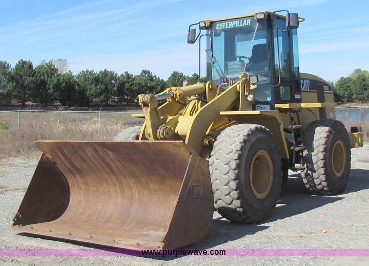 image for item B5041 2001 Caterpillar 938G wheel loader