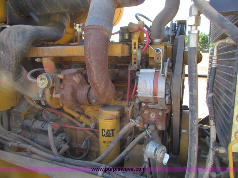 image for item B5041 2001 Caterpillar 938G wheel loader