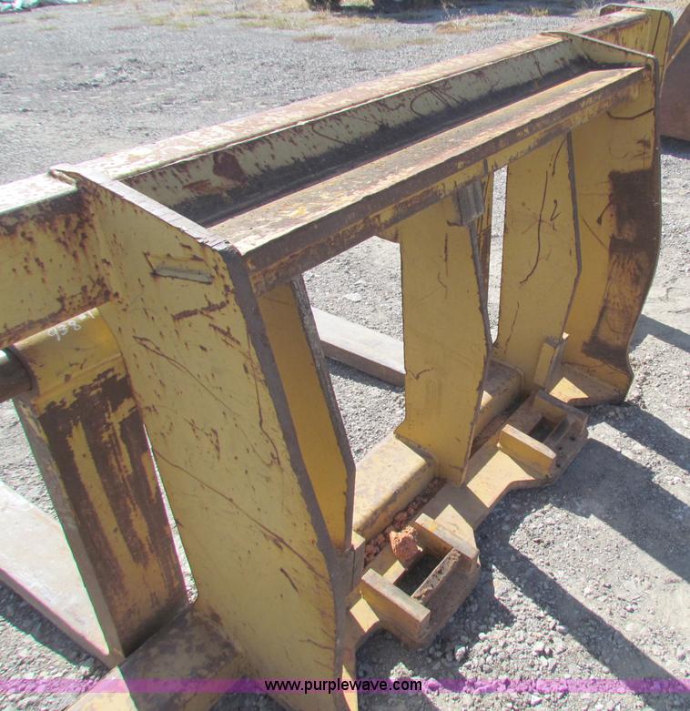 image for item B5041 2001 Caterpillar 938G wheel loader