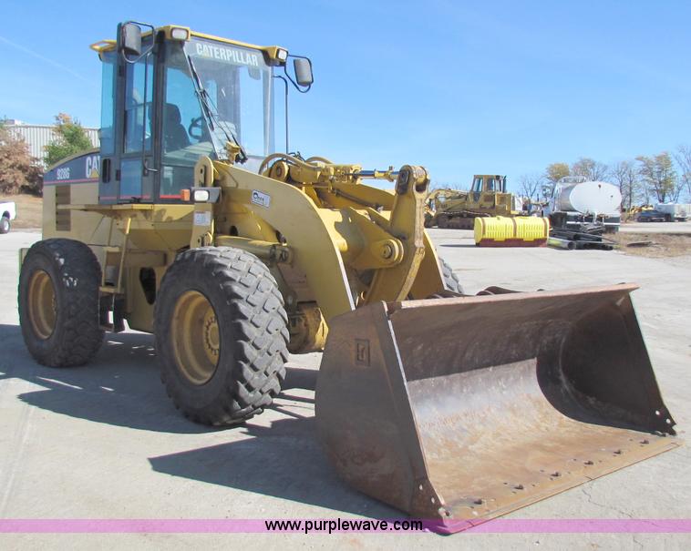 image for item B5042 1998 Caterpillar 928G wheel loader