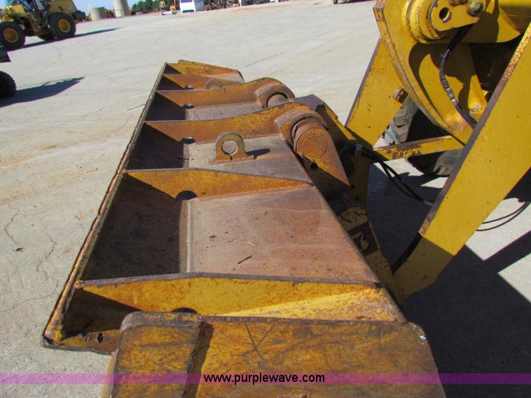 image for item B5042 1998 Caterpillar 928G wheel loader