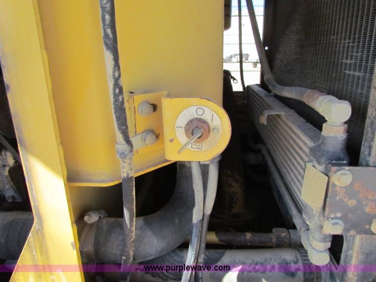 image for item B5042 1998 Caterpillar 928G wheel loader