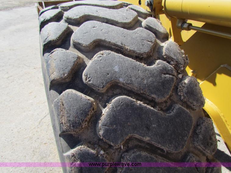 image for item B5042 1998 Caterpillar 928G wheel loader