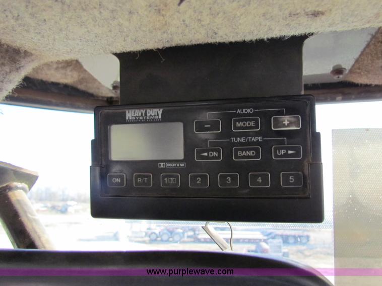 image for item B5043 2001 Komatsu WA380-3MC wheel loader