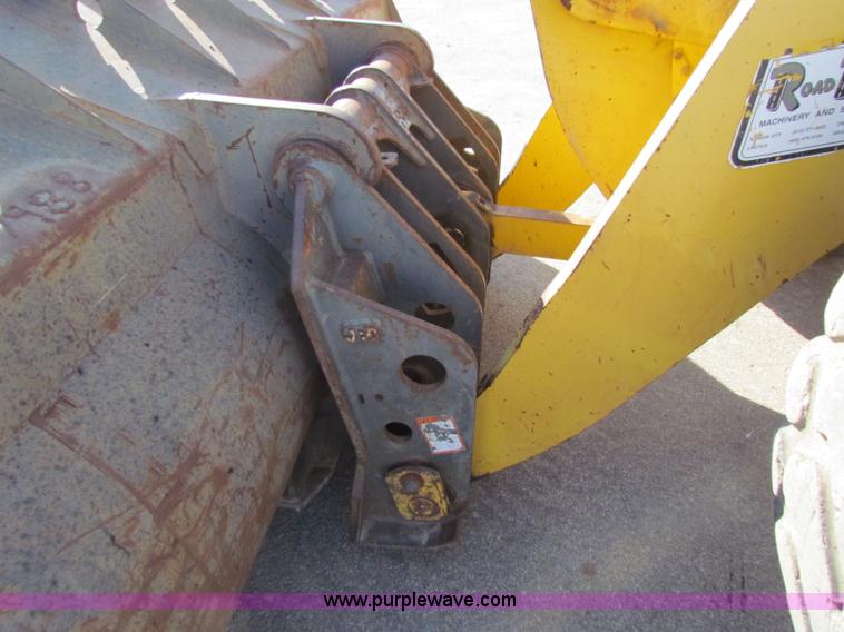 image for item B5043 2001 Komatsu WA380-3MC wheel loader