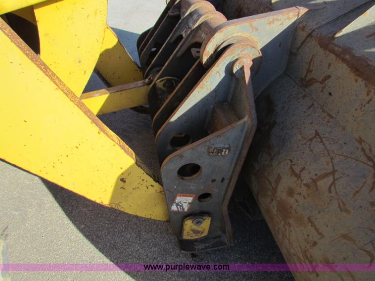 image for item B5043 2001 Komatsu WA380-3MC wheel loader
