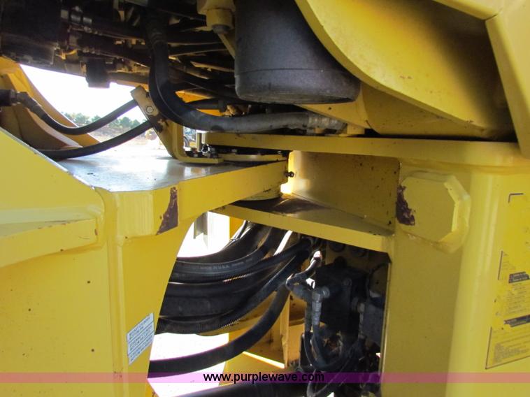 image for item B5043 2001 Komatsu WA380-3MC wheel loader