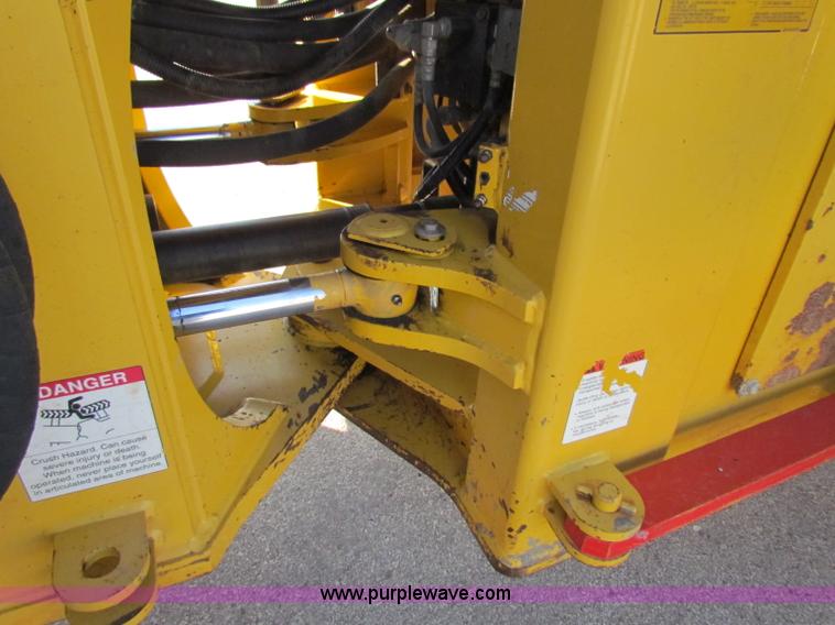 image for item B5043 2001 Komatsu WA380-3MC wheel loader