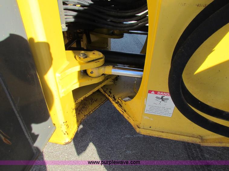 image for item B5043 2001 Komatsu WA380-3MC wheel loader