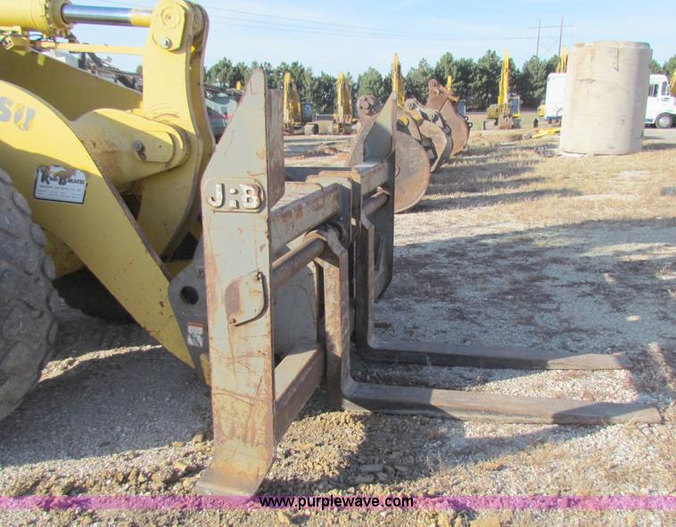 image for item B5043 2001 Komatsu WA380-3MC wheel loader