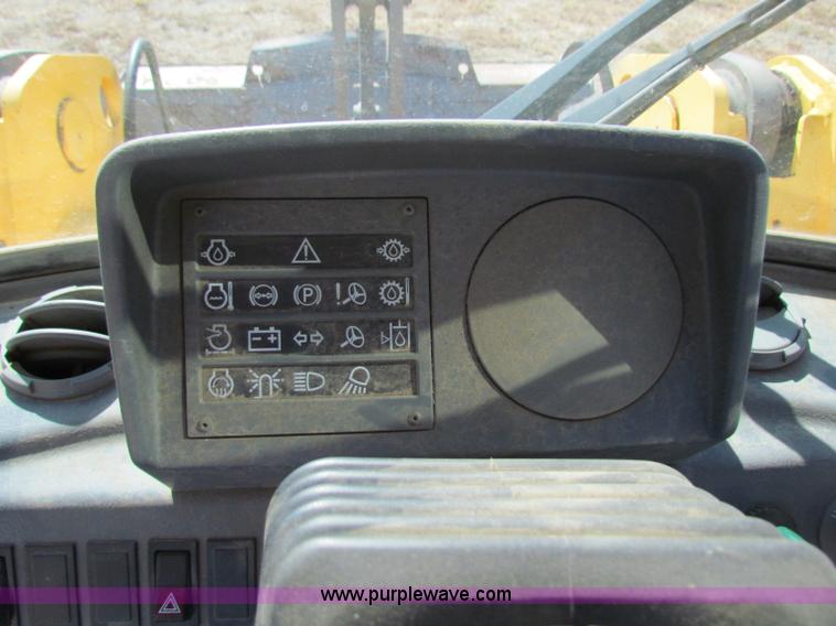 image for item B5044 1997 Volvo L70C wheel loader