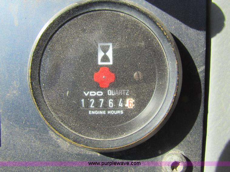 image for item B5044 1997 Volvo L70C wheel loader