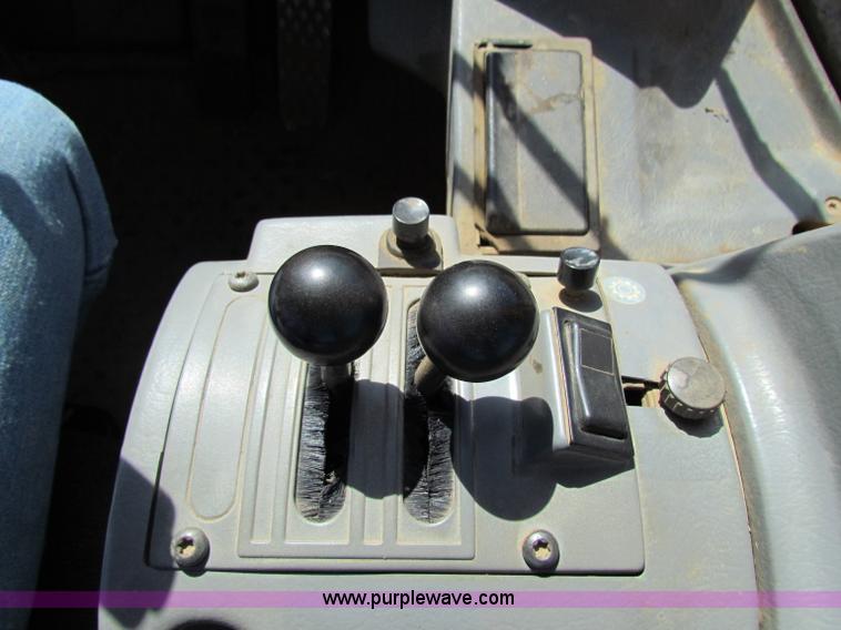 image for item B5044 1997 Volvo L70C wheel loader