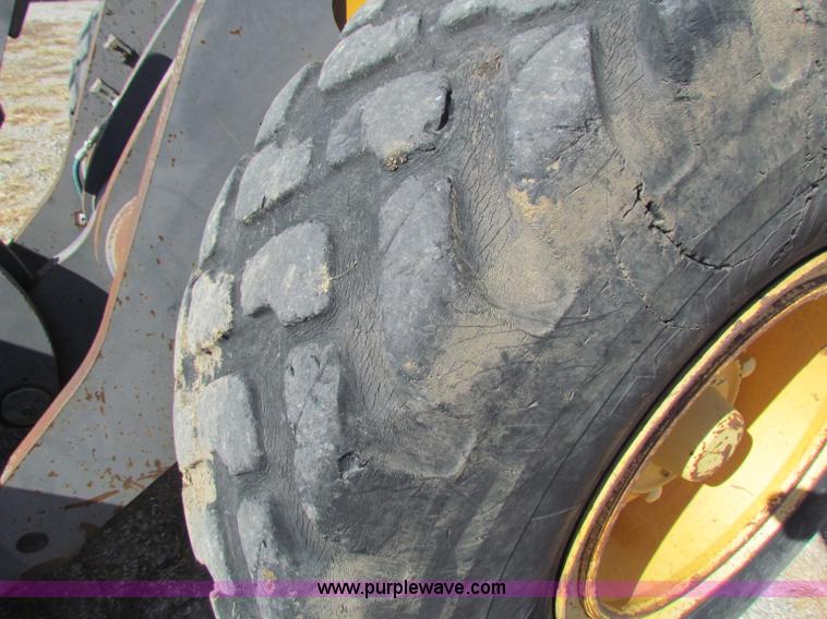 image for item B5044 1997 Volvo L70C wheel loader