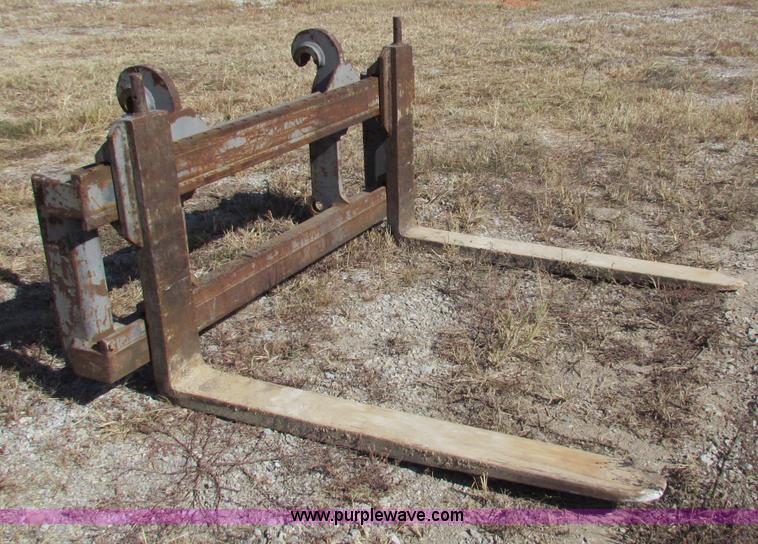 image for item B5044 1997 Volvo L70C wheel loader