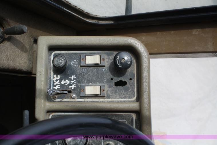 image for item B5045 1992 Caterpillar D300D articulated rock truck