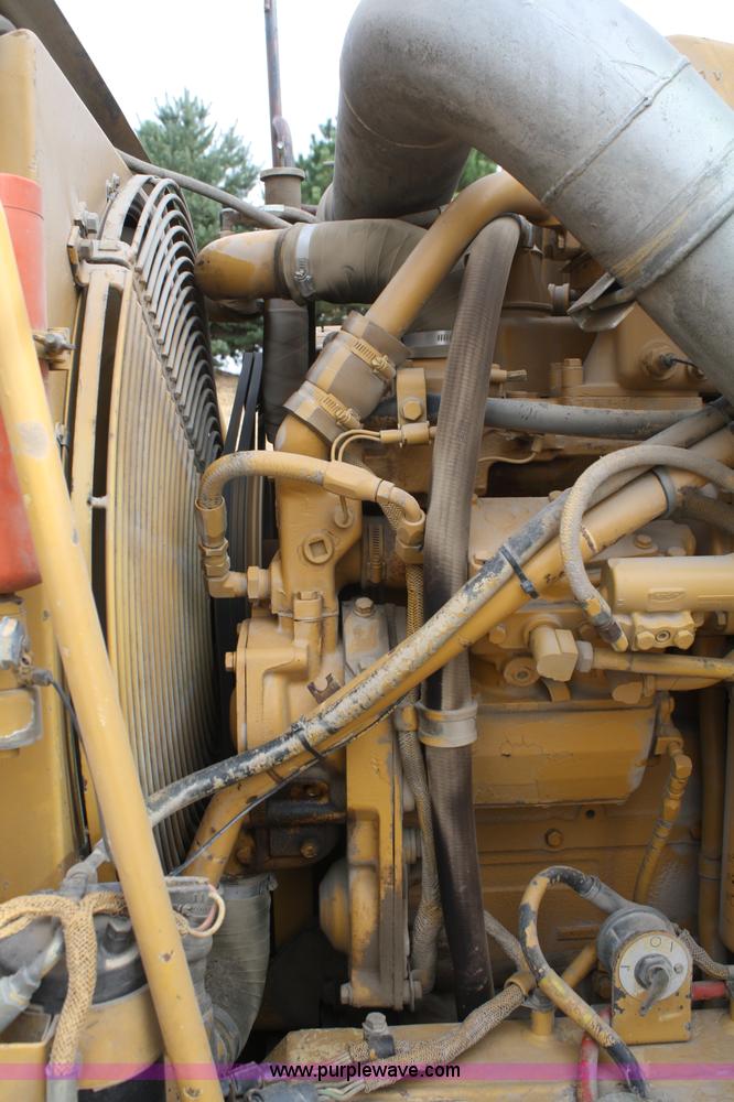 image for item B5045 1992 Caterpillar D300D articulated rock truck