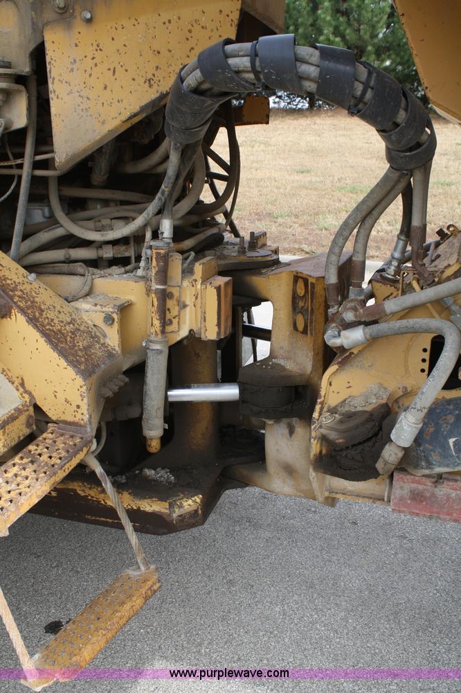 image for item B5045 1992 Caterpillar D300D articulated rock truck