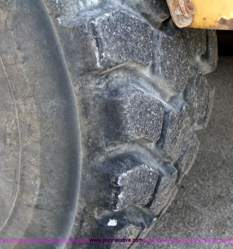 image for item B5045 1992 Caterpillar D300D articulated rock truck