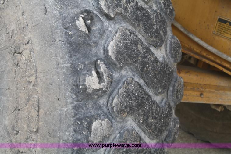 image for item B5045 1992 Caterpillar D300D articulated rock truck