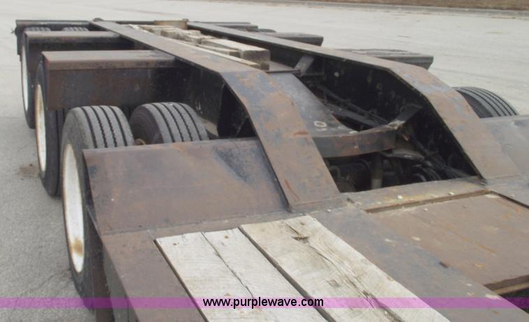 image for item B5046 1999 Trail King 53' triple axle lowboy detach trailer